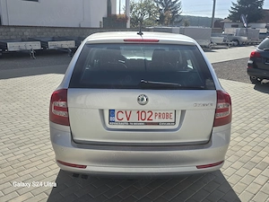 Skoda Octavia 2.0 TDI Elegance DSG - imagine 7