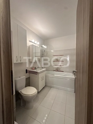 Apartament renovat de inchiriat 2 camere 2 balcoane Central Sibiu - imagine 12