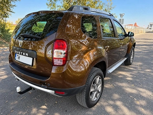 Dacia Duster 1.5 dCi 4x4 Prestige   2014   180.000 km   Înmatriculat - imagine 3