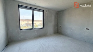 Duplex de vanzare, 5 camere despartit prin camera tehnica - Mosnita Noua - imagine 10