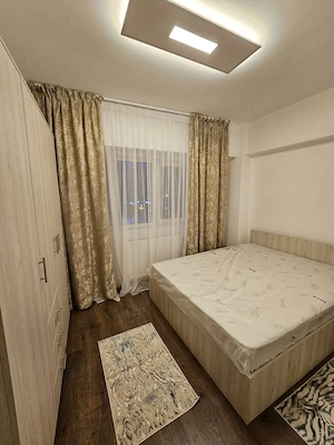 Inchiriez apartament cu 2 camere situat în zona Centrală, reper Pizza Marina, Clinica Sante