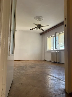 2 cam decomandat etaj intermediar bloc izolat zona Soarelui - imagine 5