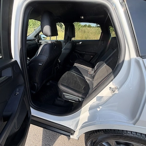 Ford Kuga PHEV 2.5L an 2023 STX-Line - imagine 4