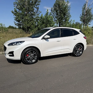 Ford Kuga PHEV 2.5L an 2023 STX-Line - imagine 2