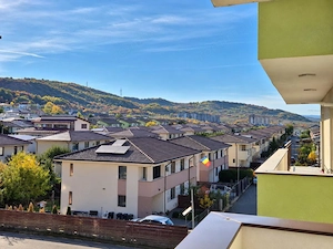 Apartament modern, totul nou, 2 camere, 46mp, intermediar,  Floresti - imagine 9