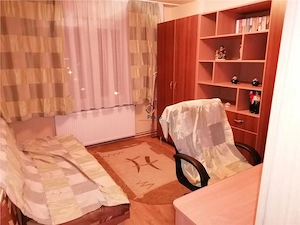 Apartament 3 Camere Decomandat cu Centrala zona Olimpia - imagine 6