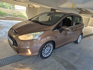 Auto de Showroom Tiriac Auto -Acte doveditoare -Service reprezentanta 