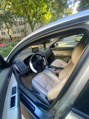 Volvo S40 1.6 diesel 2010 - imagine 10