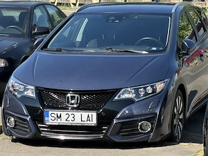 Vând Honda civic tourer lifstayl 1.8 A T