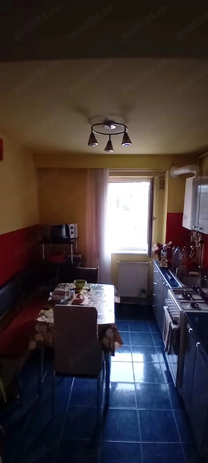 Inchiriez apartament 2 camere et1 Petrosani - imagine 5