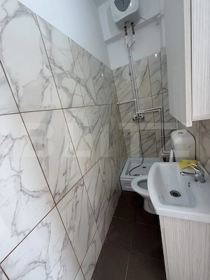 Spațiu comercial 53 mp utili | Central Voinești | Posibilitate locuință - imagine 7