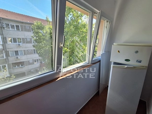 Apartament cu 2 camere de închiriat- centrala proprie, în Complex. - imagine 8
