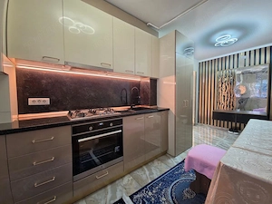 Tomis Nord Cambrige School apartament 4 camere renovat integral loc parcare - imagine 5
