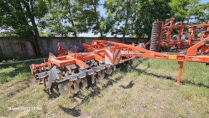vanzare  tractoare si utilaje agricole - imagine 3
