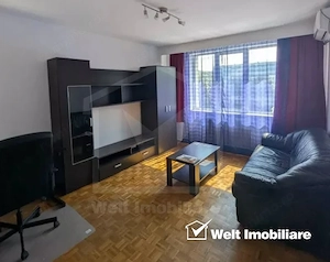  Apartament 2 camere, zona centrala, decomandat, etaj 2/4!