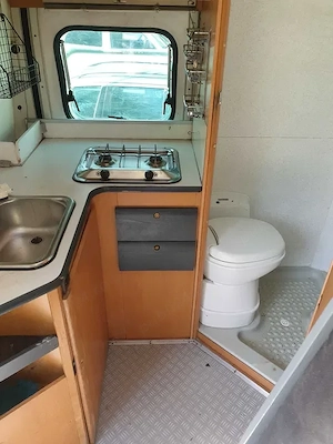 Autorulota Camper Peugeot Boxer Possl pössl original 2.5 TD - imagine 4
