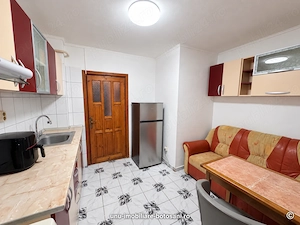 Apartament 2 camere decomandat 50,39 mp  balcon 4mp parter boxă și loc parcare  - imagine 5