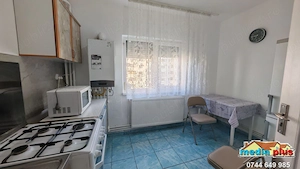  Apartament cu 1 cameră de închiriat în Micro 17   250 euro lună - imagine 3