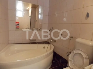 Apartament 2 camere cu balcon decomandat de inchiriat zona Strand - imagine 4