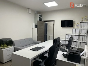COMISION 0 % Spatiu comercial cu 8 incaperi de inchiriat - Mosnita Noua - imagine 5