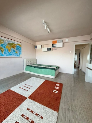 Persoană fizică, vând apartament cu 2 camere decomandat | Lipovei   Iulius Town - imagine 2