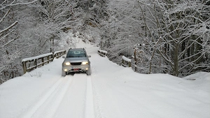 Suzuki Grand Vitara 2.5 - imagine 4