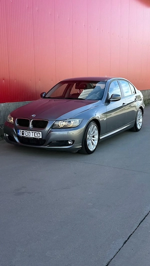 Vând mașină   Întreținută impecabil, stare tehnică excelentă! - imagine 6