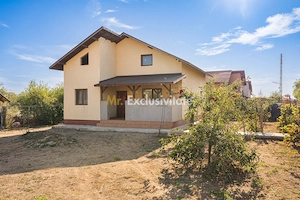 Casa Buturugeni de 3 camere plus mansarda