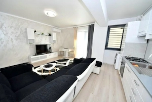 De inchiriat apartament 2 camere, bloc Flamingo, etaj 3, 500 euro - imagine 2