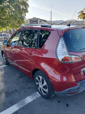 vând Renault scenic 3 din 2012 - imagine 6