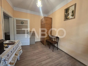 Casa individuala de vanzare pe un nivel si curte 500mp Turnisor Sibiu - imagine 17