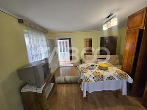Casa individuala de vanzare pe un nivel si curte 500mp Turnisor Sibiu - imagine 4