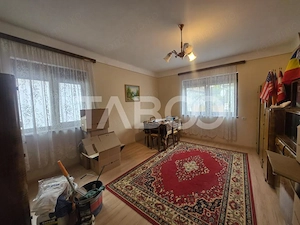 Casa individuala de vanzare pe un nivel si curte 500mp Turnisor Sibiu - imagine 11