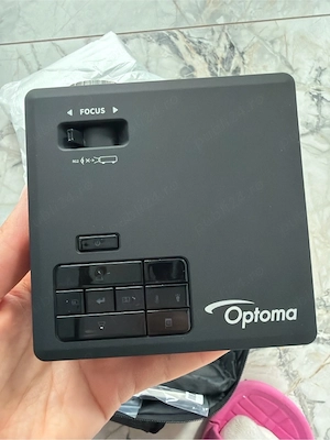 optoma proiector 