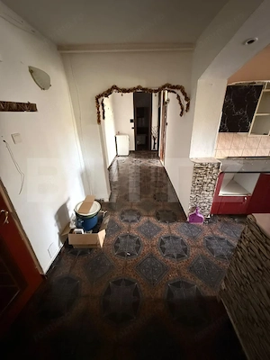 Apartament 3 camere DECOMANDAT INDEPENDENTEI - imagine 3