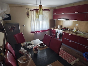 vanzare apartament 3 camere - imagine 3