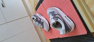 Adidasi unisex Nike 37.5-38