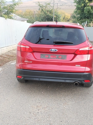 Ford focus titanium facelift - imagine 4
