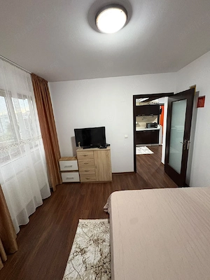 Inchiriez apartament - imagine 7