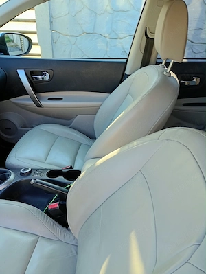 Vând Nissan Qashqai Tekna, an 2013, motor 1.6 dCi, 130 CP, 4x4, cutie manuală, 258000km. - imagine 3