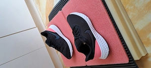 Adidasi unisex Nike 39.5-40