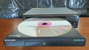 Vand PIONEER CD, DVD laser player CLD-160K, defect.