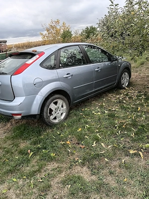 Piese Ford Focus 1.6 benzina - imagine 5