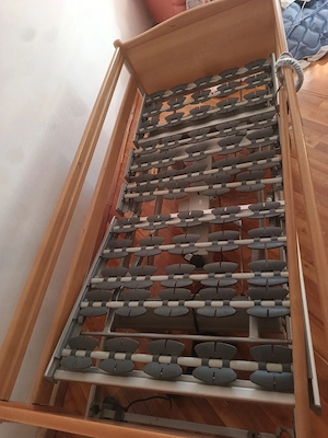 vand pat pentru peroane cu dizabilități 
