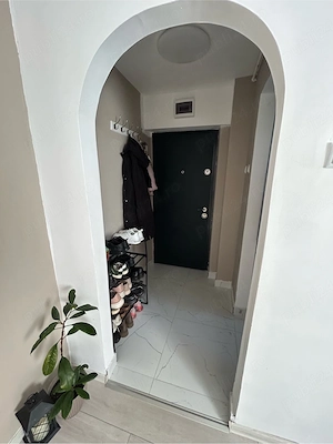 Vând apartament 2 camere 