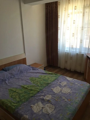 Apartament cu 3 camere de închiriat în Dacia