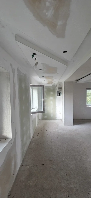 Casa de vanzare 955 mp 39 000 Euro negociabil - imagine 3
