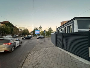 Închiriez casa stradal, Bvd Regina Maria nr 15