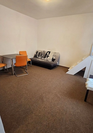 Apartament cu 2 camere de vânzare  la casa in curte comuna - imagine 6
