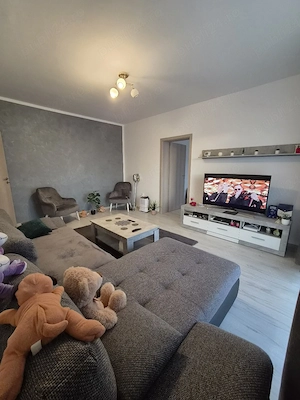 Vand apartament 2 camere  - imagine 4